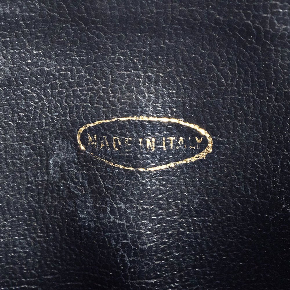 CHANEL Black Lambskin Leather Pouch - Picture 16 of 16